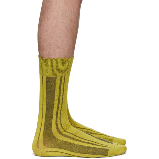 Sku MenChaussettes Jaunes Miyake Issey 192728m220001 Shima b6v7gyfY